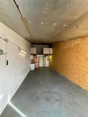 Garagabox, dubbele garagebox, sleutel ruimte te huur in Zett beschikbaar voor biedingen
