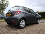 Toyota Yaris 1.3 VVT-i Automaat 5drs. (Vol-Opties!) NL-auto, Euro 5, Gebruikt, 4 cilinders, Met garantie (alle)