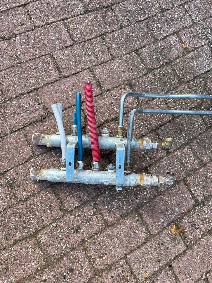 CV Verdeler - 5 Kanaals - 5x Input/Output, Doe-het-zelf en Verbouw, Buizen en Afvoer, Gebruikt, Overige typen, Overige materialen