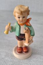 TE KOOP! Hummelbeeldje "Boy with horse"Nr. 239/0! Als NIEUW!, Ophalen of Verzenden, Zo goed als nieuw, Hummel
