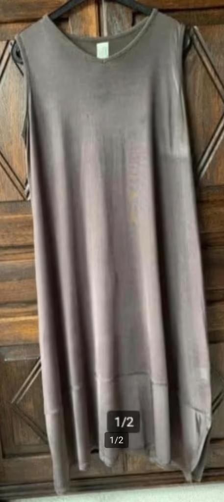 Bruine jurk zonder mouwen, splitten; 3 / 4: Didi; oto 55 cm, Kleding | Dames, Grote Maten, Gedragen, Jurk, Bruin, Ophalen of Verzenden