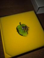 Swarovski Idylia kever op blad, Verzamelen, Swarovski, Ophalen of Verzenden, Zo goed als nieuw, Figuurtje