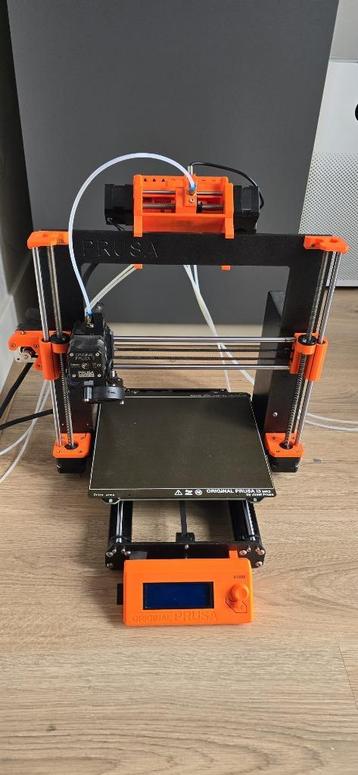 Prusa MK3S +  MMU2S beschikbaar voor biedingen