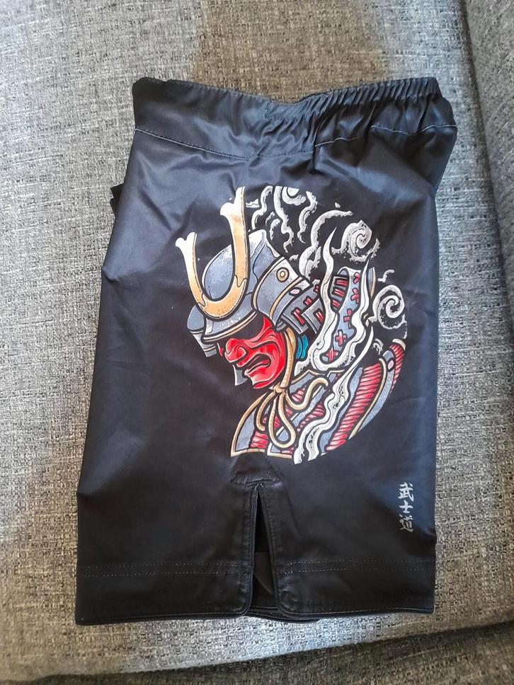 Ground Game Bushido 3 MMA Fightshort - M/32, Kleding | Heren, Sportkleding, Zo goed als nieuw, Vechtsport, Maat 48/50 (M), Zwart