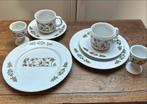 Kerst servies voor 2 personen., Ophalen of Verzenden, Zo goed als nieuw, Overige stijlen, Porselein