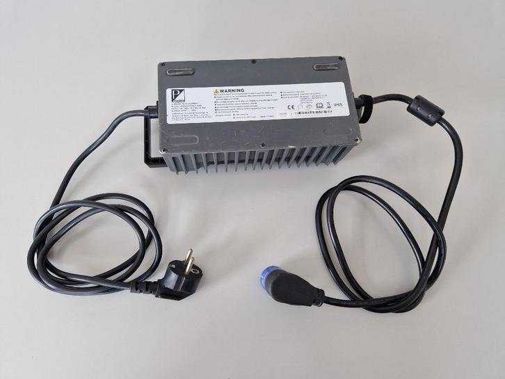 Snel lader voor piaggio 1 elektische scooter piaggio one +, Motoren, Onderdelen | Overige, Gebruikt, Ophalen