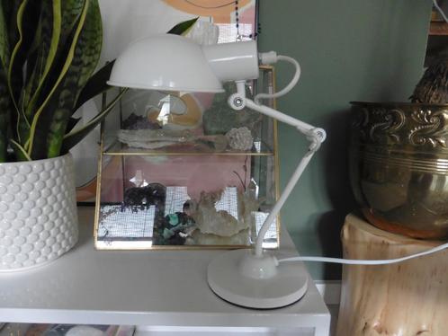 Zuiver bureaulamp tafellamp design wit furious, Huis en Inrichting, Lampen | Tafellampen, Gebruikt, Minder dan 50 cm, Kunststof