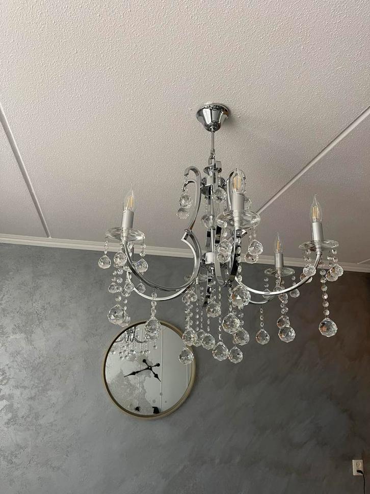 2 stuks Elegante kroonluchter met kristallen, Huis en Inrichting, Lampen | Kroonluchters, Gebruikt, Metaal, Ophalen of Verzenden