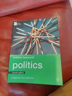 Politics - Andrew Heywood (4th Edition), Gelezen, Ophalen of Verzenden, Andrew Heywood, Politiek en Staatkunde
