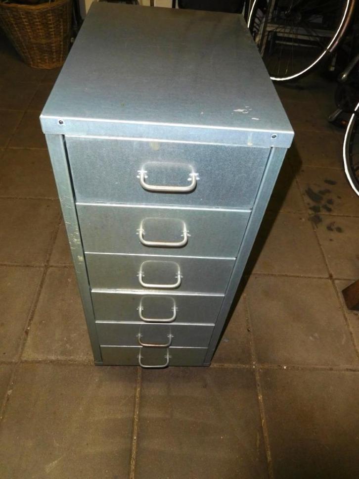 Metalen Ladekast op wieltjes, 6 Laden met handvat., Huis en Inrichting, Kasten | Ladekasten, Gebruikt, Minder dan 100 cm, Minder dan 50 cm