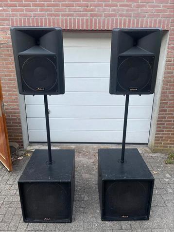 Krachtige speakerset Aztek 18 inch subs 12 inch toppen beschikbaar voor biedingen