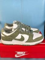 Nike dunk low Prm maat 38,5, Nike, Nieuw, Ophalen of Verzenden, Sneakers of Gympen