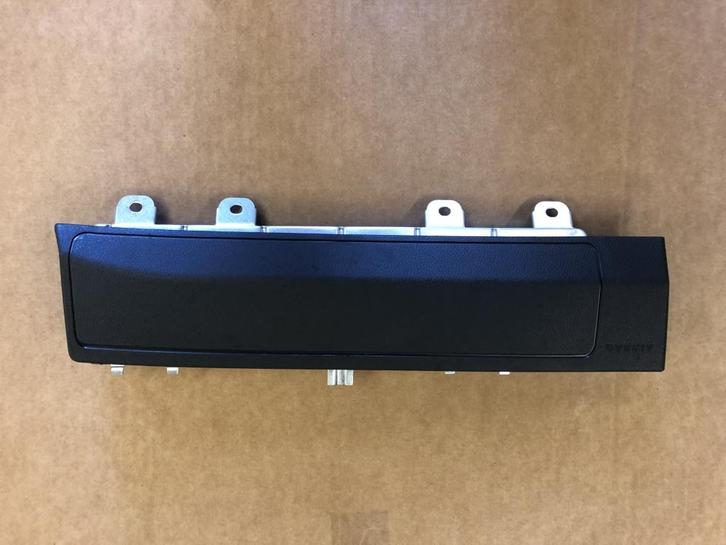 Knieairbag W176 W246 W117 W156 A Klasse B Klasse CLA Klasse, Auto-onderdelen, Dashboard en Schakelaars, Mercedes-Benz, Gebruikt