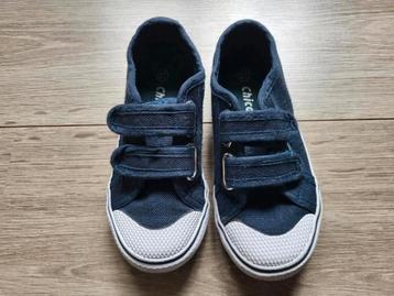 Blauwe gymschoenen - maat 27 beschikbaar voor biedingen