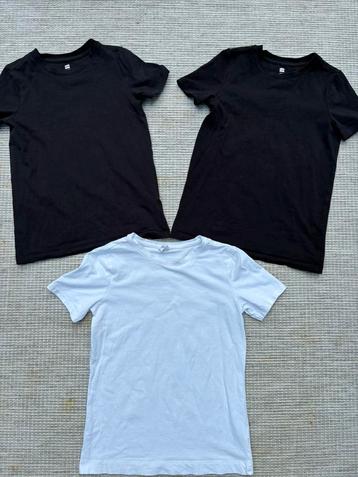 3 basic shirts hema 146-152 beschikbaar voor biedingen