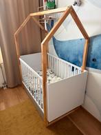 Meegroei ledikant 70x140 meegroei bed met huisje, Kinderen en Baby's, Kinderkamer | Bedden, Ophalen, 70 tot 85 cm, 140 tot 160 cm