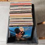 Krat met ruim 70 lp's elpees diverse genres, Cd's en Dvd's, Ophalen, Gebruikt, Overige formaten