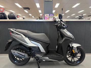 Kymco Agility S Brom Mat Grijs E5 45KM BJ 2024 16+ beschikbaar voor biedingen
