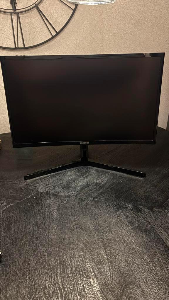Samsung 24" Curved Gaming Monitor 144Hz, Computers en Software, Monitoren, Zo goed als nieuw, 101 t/m 150 Hz, HDMI, Gaming, Curved