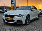 BMW 3-Serie 1.6 320I 125KW EDE 2013 Wit, Achterwielaandrijving, 74 €/maand, Zwart, 4 cilinders