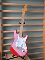 Vintage V6 Reissued Candy Apple Red Strat, Ophalen, Solid body, Overige merken