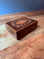 Italiaanse Muzikale sigarettendoos Sorrento, Ophalen, Gebruikt, Tabaksdoos of Verpakking