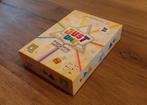 Just One NL, Hobby en Vrije tijd, Gezelschapsspellen | Bordspellen, Ophalen of Verzenden, Zo goed als nieuw