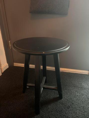 Zwart IKEA Krukje/Tafeltje beschikbaar voor biedingen