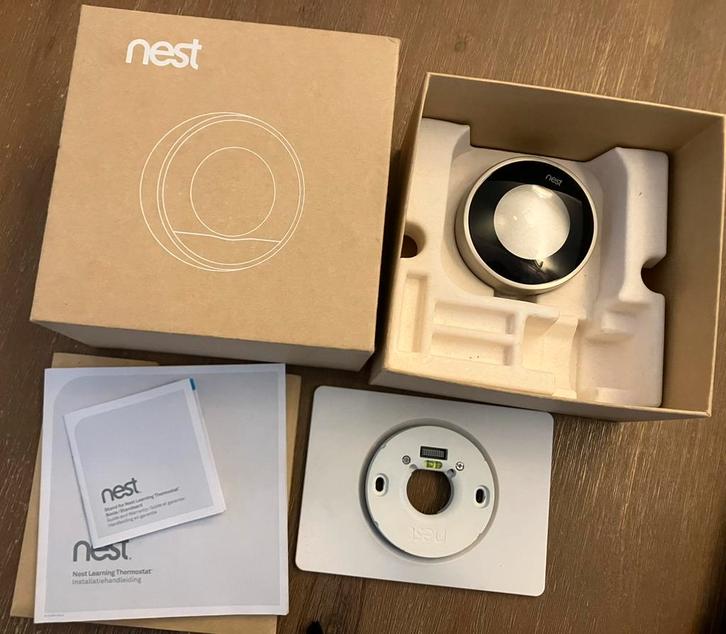 Nest thermostaat, Doe-het-zelf en Verbouw, Thermostaten, Zo goed als nieuw, Ophalen of Verzenden