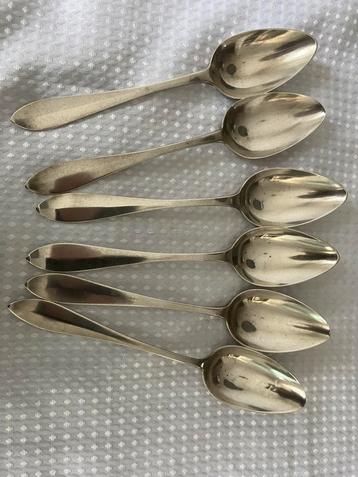 Zilveren tafel lepels beschikbaar voor biedingen