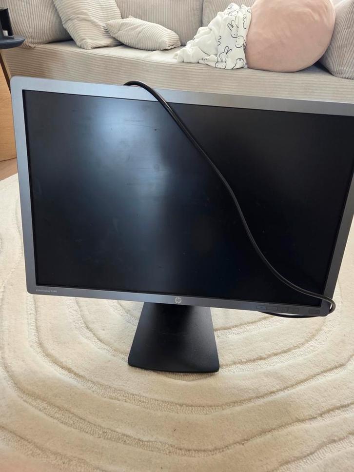 HP EliteDisplay E241i Monitor, Computers en Software, Monitoren, Gebruikt, 60 Hz of minder, DisplayPort, DVI, VGA, In hoogte verstelbaar