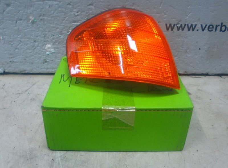 Knipperlicht Rechts Mercedes-Benz C (W202) 1993 2028260643, Gebruikt, Mercedes-Benz AG, Mercedes-Benz, Mercedesstraße 120, Stuttgart 70372, , Duitsland