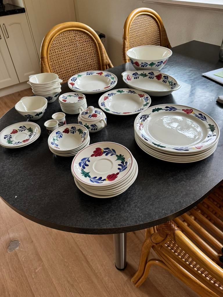 Serviesgoed boerenbont van Boch, bijna zo goed als nieuw, Antiek en Kunst, Ophalen of Verzenden