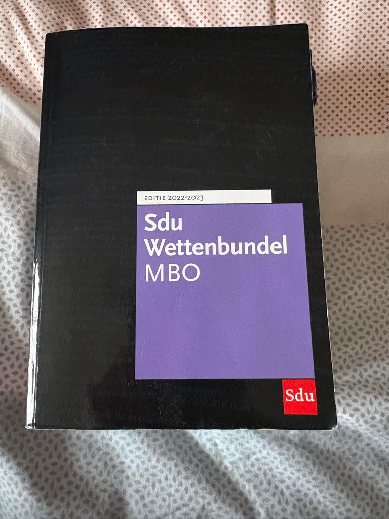 SDU Wettenbundel MBO - Editie 2022-2023, Boeken, Ophalen of Verzenden, Zo goed als nieuw, MBO