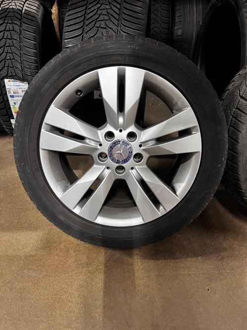 Originele Mercedes 17 inch lichtmetalen velgen met winterban, Auto-onderdelen, Banden en Velgen, Banden en Velgen, Winterbanden