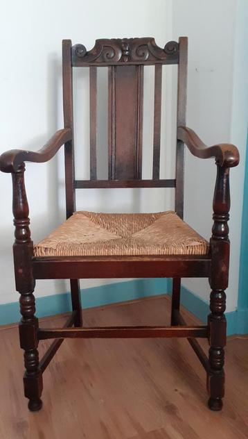 Vintage stoel voor aan de schrijftafel beschikbaar voor biedingen