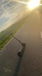Electric step goed, Fietsen en Brommers, Steps, Ophalen of Verzenden, Zo goed als nieuw, Elektrische step (E-scooter), Aovo pro