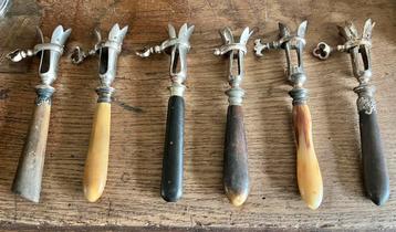 1x GIGOT / HANENPOOT OUD BESTEK beschikbaar voor biedingen