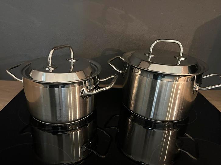 Sigg Pannen Set - 2 Stuks kook pannen RVS, Huis en Inrichting, Keuken | Potten en Pannen, Gebruikt, Kookpan of Snelkookpan, Rvs