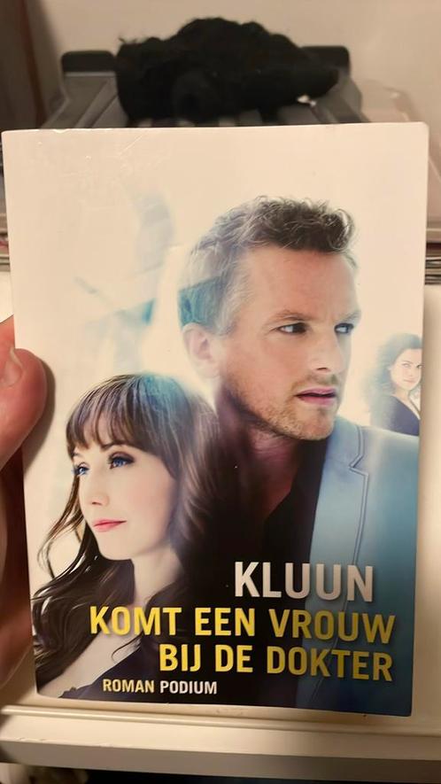 Kluun - Komt een vrouw bij de dokter, Boeken, Literatuur, Zo goed als nieuw, Nederland, Ophalen of Verzenden