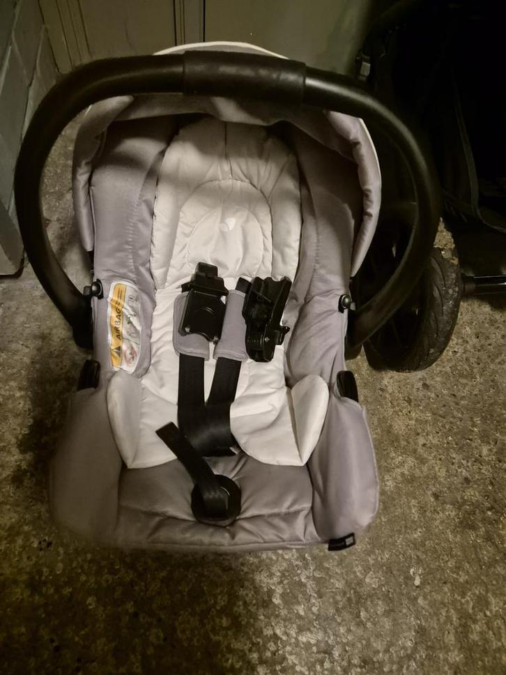 Joie Kinderwagen moet nu weg!!, Kinderen en Baby's, Kinderwagens en Combinaties, Zo goed als nieuw, Kinderwagen, Overige merken