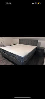 Boxspring en 2 nachtkasten en topper, Ophalen, Gebruikt, Tweepersoons, Bed, bedden, boxspring, 180 cm, tweepersoons