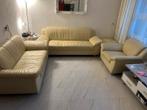 Echte leer bank in heel goed staat binnen 3 dagen moet weg, Ophalen of Verzenden, Zo goed als nieuw, Beige, Overige typen