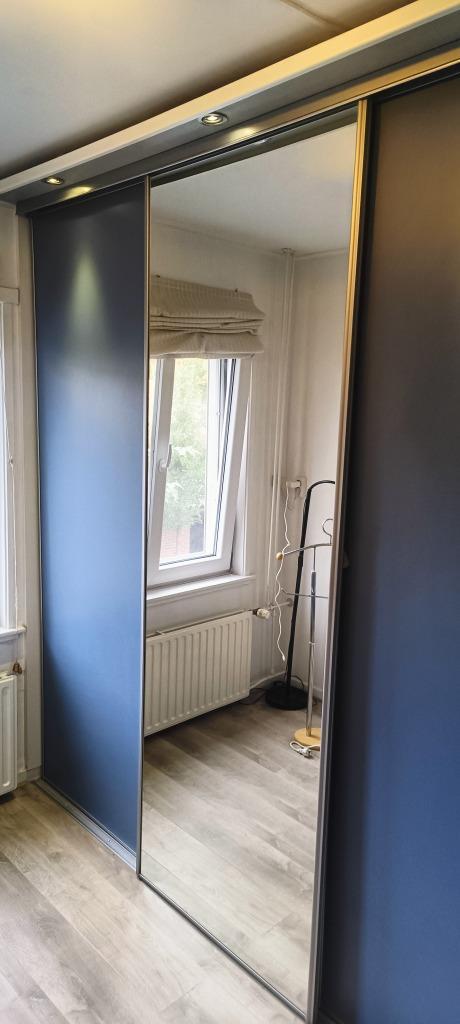 Schuifdeuren wand voor inloopkast walk in closet, Huis en Inrichting, Kasten | Kledingkasten, Zo goed als nieuw, 200 cm of meer