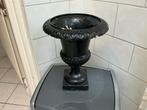 Gietijzeren vaas., Tuin en Terras, Tuinvazen, Ophalen of Verzenden