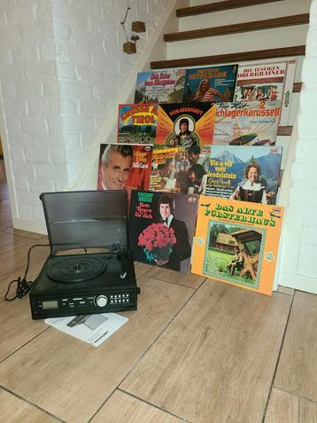 Platenspeler Medion + 11 LP's - Zo goed als nieuw beschikbaar voor biedingen