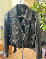 Zara synthetic leather jacket size S, Kleding | Dames, Jasjes, Kostuums en Pakken, Ophalen of Verzenden, Zo goed als nieuw, Zwart