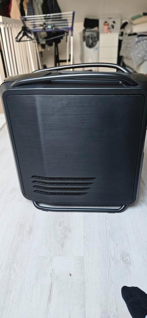 Cooler Master Cosmos II gaming/werk pc, Computers en Software, Desktop Pc's, Zo goed als nieuw, 4 Ghz of meer, HDD, SSD, Ophalen of Verzenden