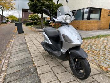 Piaggio Fly 2008 brommer 16.XXX km (onderdelen) beschikbaar voor biedingen