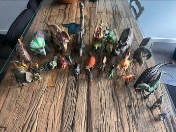 Flinke dinosaurus collectie beschikbaar voor biedingen